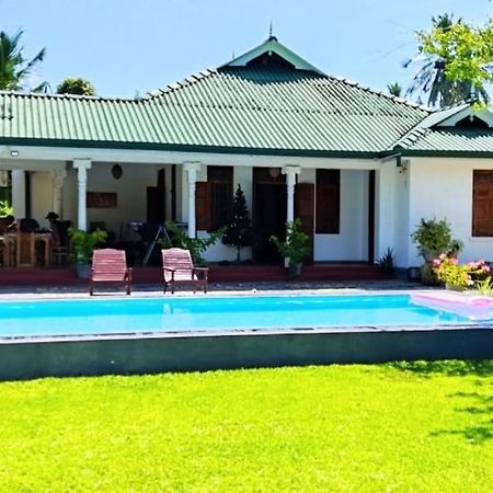 Tranquility Guest House Hikkaduwa Bagian luar foto
