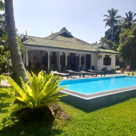 Tranquility Guest House Hikkaduwa Bagian luar foto