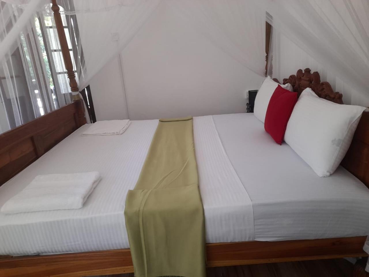 Tranquility Guest House Hikkaduwa Bagian luar foto