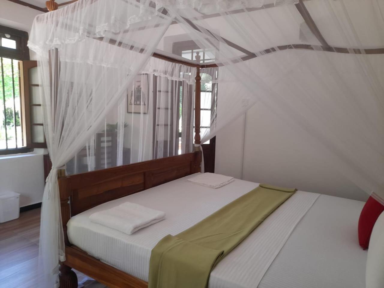 Tranquility Guest House Hikkaduwa Bagian luar foto