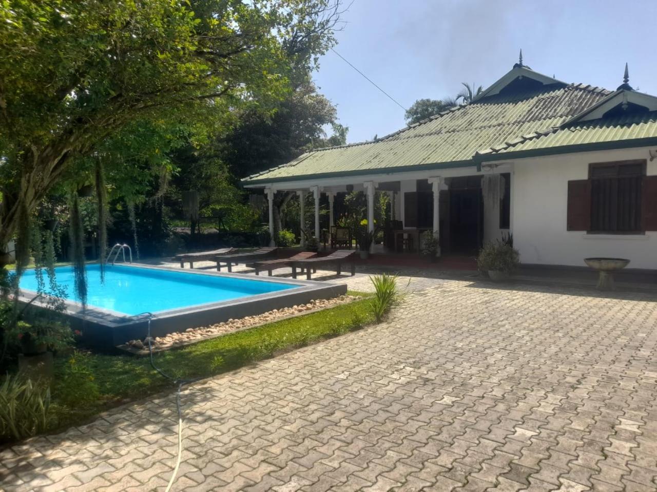 Tranquility Guest House Hikkaduwa Bagian luar foto